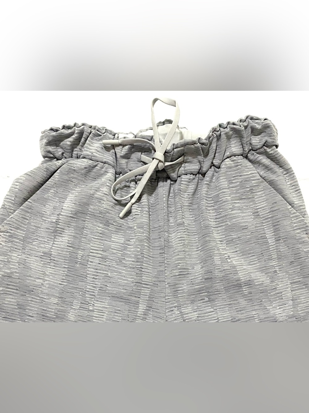 Lululemon Womens 4 Linear Tempo Silver Stretch High Rise Joggers Activewear - Picture 5 of 14